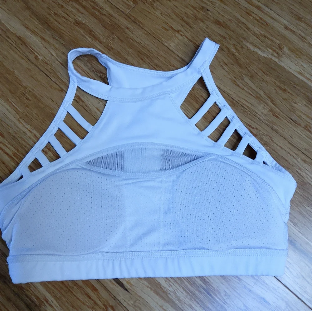 Kyodan Strappy White Sports Bra - Picture 7 of 8